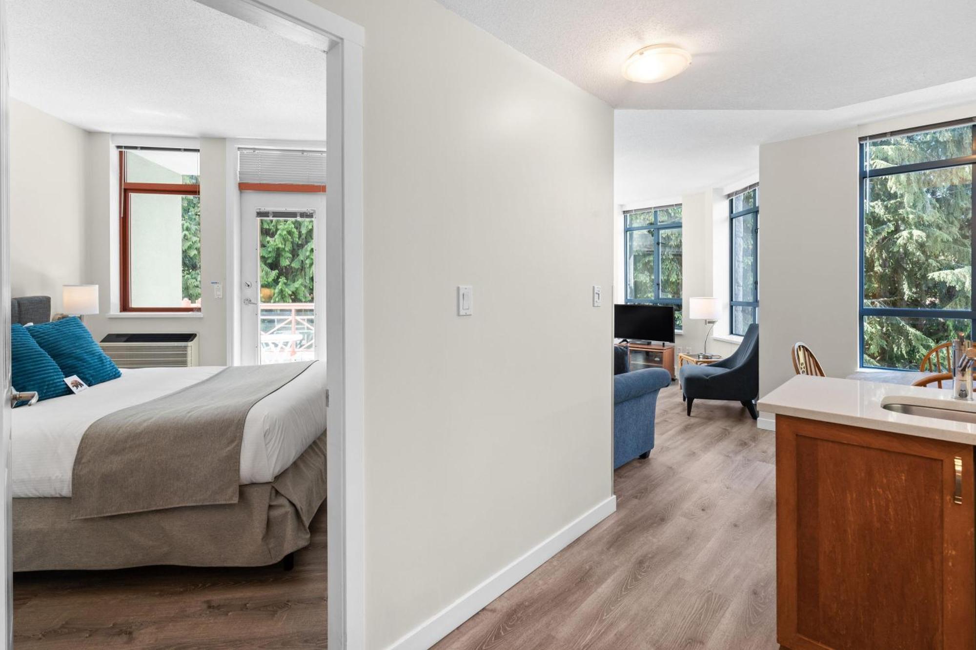 Alpenglow Lodge Bear Wonder One Bedroom By Mva Whistler Exterior foto